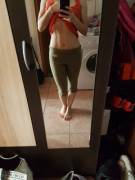 Selling leggings worn without panties ! 30$