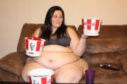 BigBootyBeautyXXL and her feast