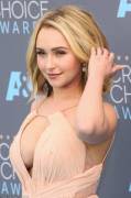 Who else is a fan of Hayden Panettiere?