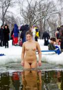 Polar Bear Dip (Brrrrrrr)