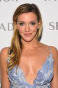 [Arrow] Katie Cassidy - 'Tadashi Shoji Fashion Show' -