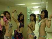 Locker room [/r/asiangroups]