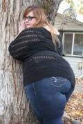 She gotta donk! Xpost /r/ThickandBBWJeans