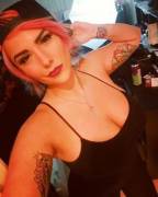 Here's another sexy twitch streamer ZombiUnicorn