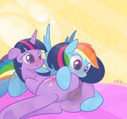 Rainbow Dash examines Twilight's ass [F/F] (artist: braddo)