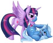 In it goes [Alicorn Twilight][Trixie][F/F][dildo]