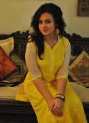 Cute Girl in Salwar Kameez [PIC]