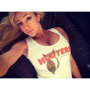 Hooters