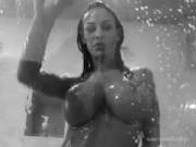 shower busty