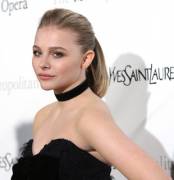 Chloë Grace Moretz with choker